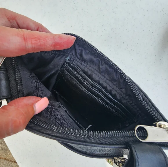 Motor Cycle bag - Picture 3 of 8